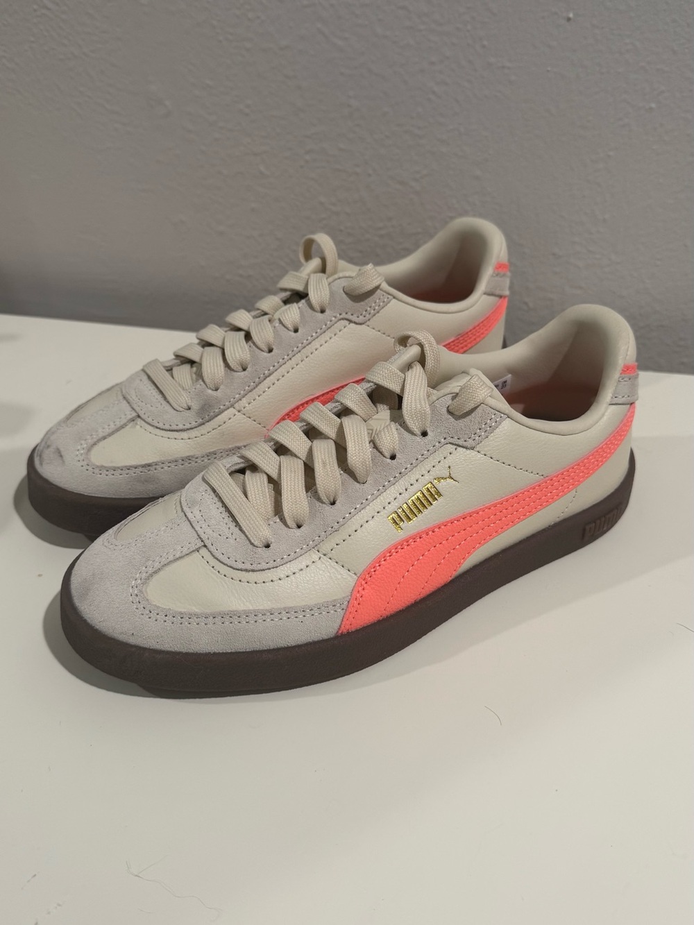 Puma Club II Era Sneaker with Peach Stripe